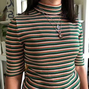 Vintage turtle neck sweater